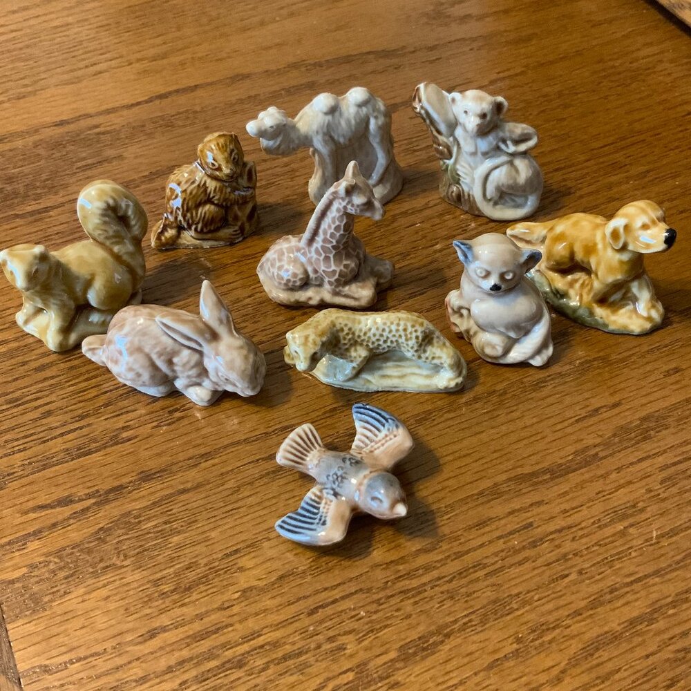 VINTAGE - WADE RED ROSE FIGURINES - LOT OF 10 ANIMALS